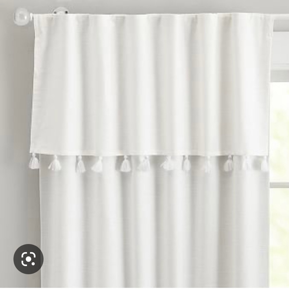 Pottery Barn Kids White Evelyn Linen Blackout curtain panel 44”W x 84”L